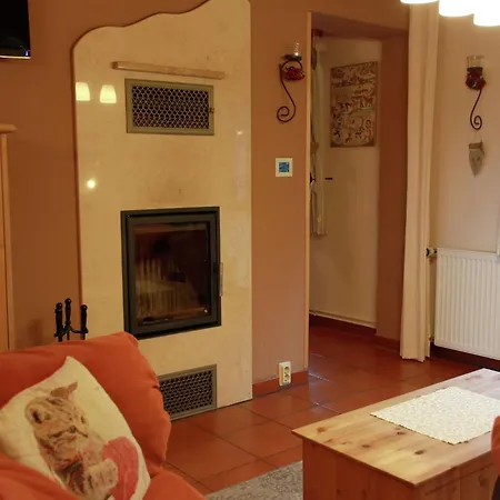 Attraktives Mit Kamin In Waltershausen * Winterstein