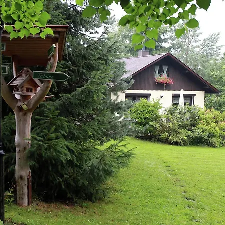 Attractive In Waltershausen With Fireplace Feriehus